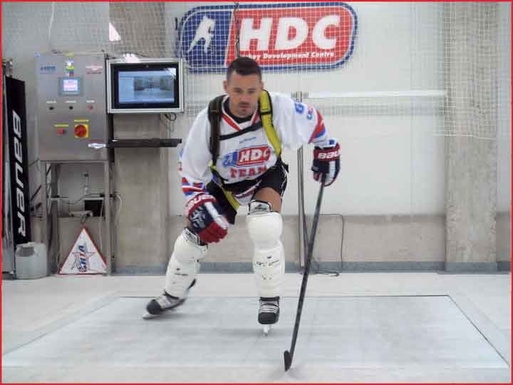 Hockey Skating Treadmill Professional Edition in Action